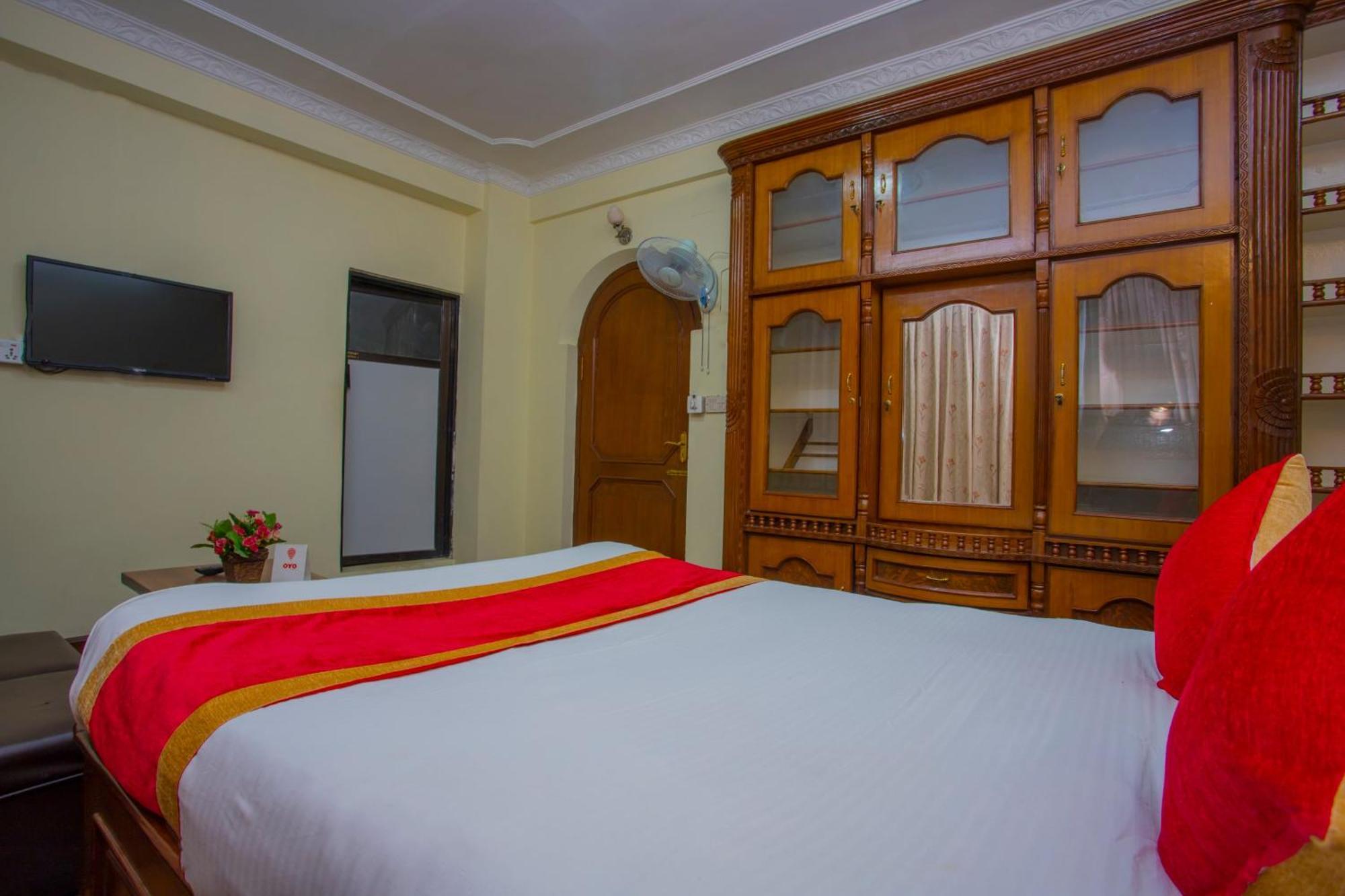 Oyo 232 Hotel Titanic Pvt Ltd Balaju Exterior photo